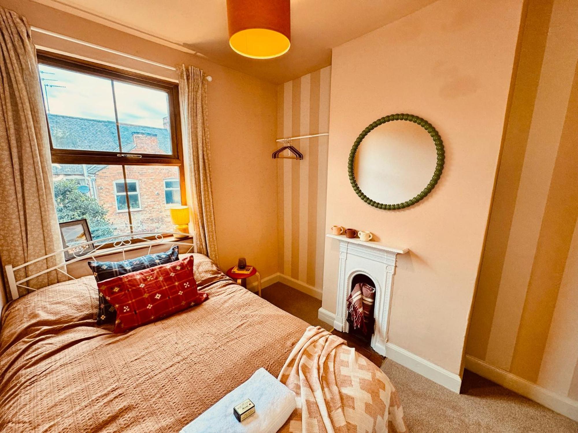 Merton Retreat- Free Parking, Central, City Luxury!! 莱切斯特 外观 照片