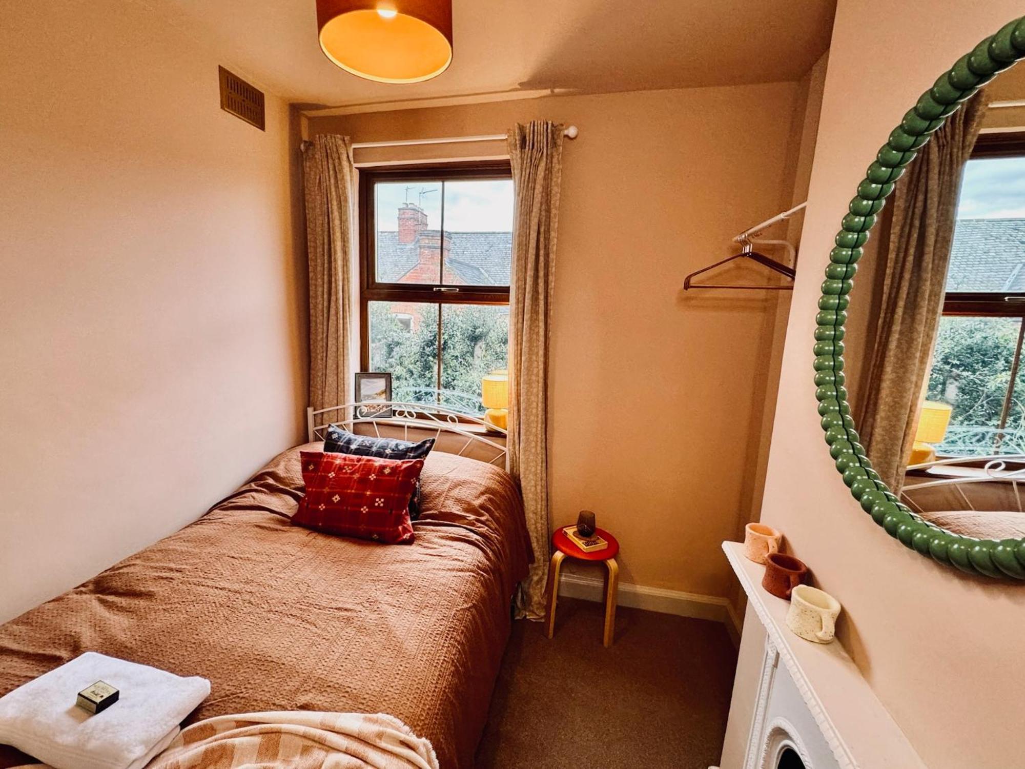 Merton Retreat- Free Parking, Central, City Luxury!! 莱切斯特 外观 照片